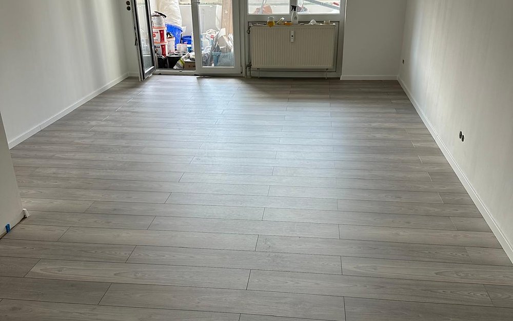 Bodenverlegung – fertig verlegter Designboden